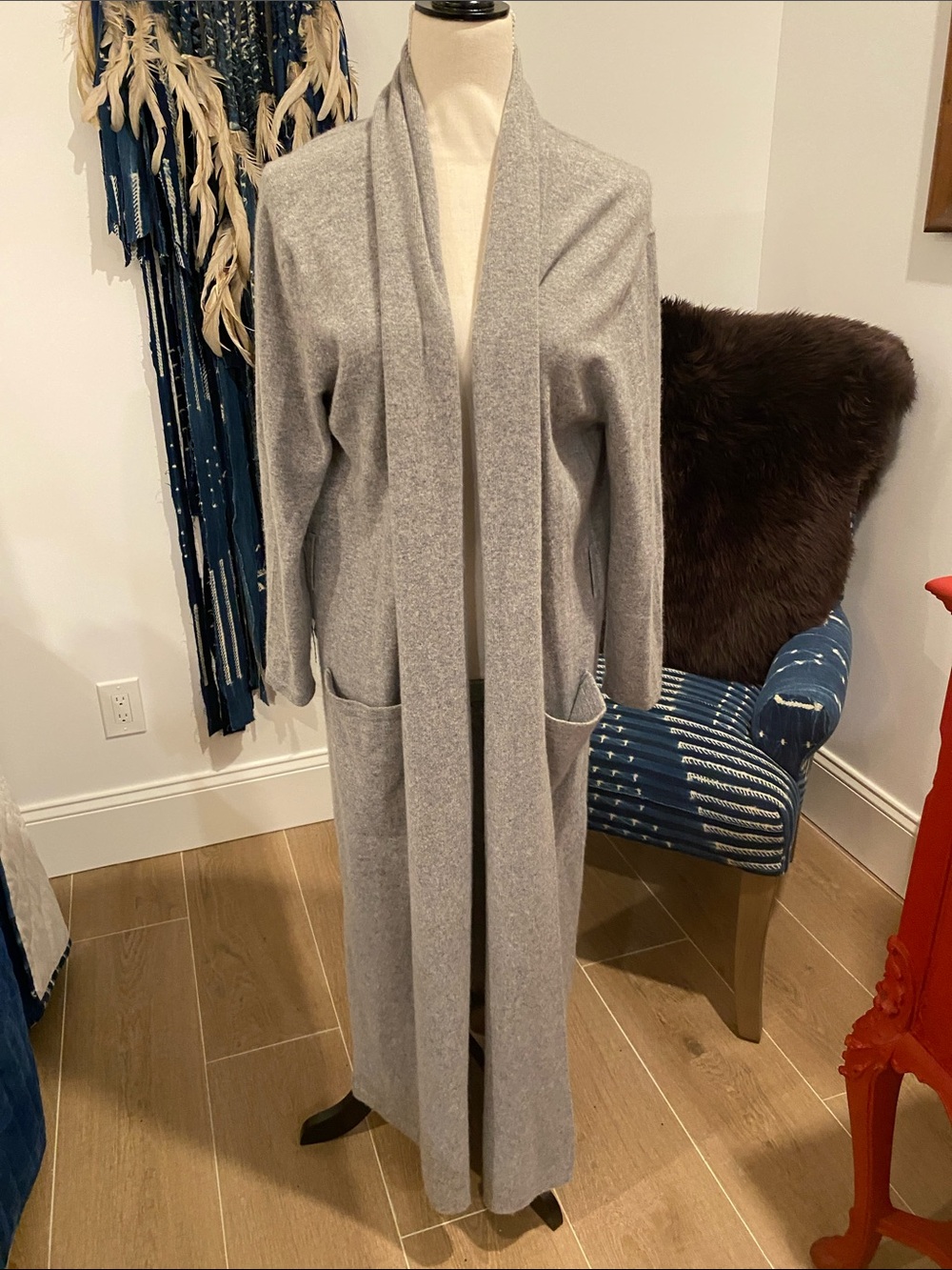 Long Open-Front Gray Cashmere Cardigan with Pockets and Shawl Collar